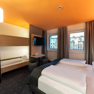 Familien-Zimmer